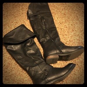 👢💋Black OTK Boots 7.5 1/2” heel.